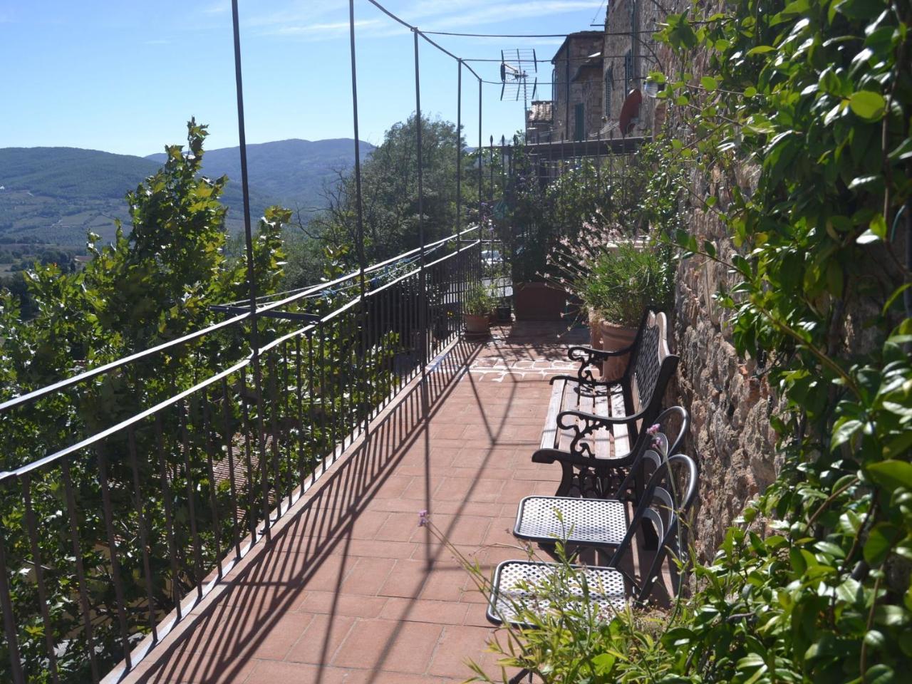 Belvilla By Oyo Vista Dalla Terrazza Montecastelli Pisano Ngoại thất bức ảnh